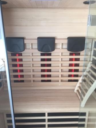 Infrarotkabine Vital Maxi Sitzbank und IR-StTrahler
